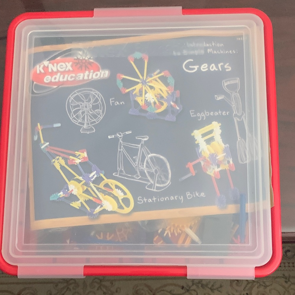 Gears Building Set - Red Storage Case